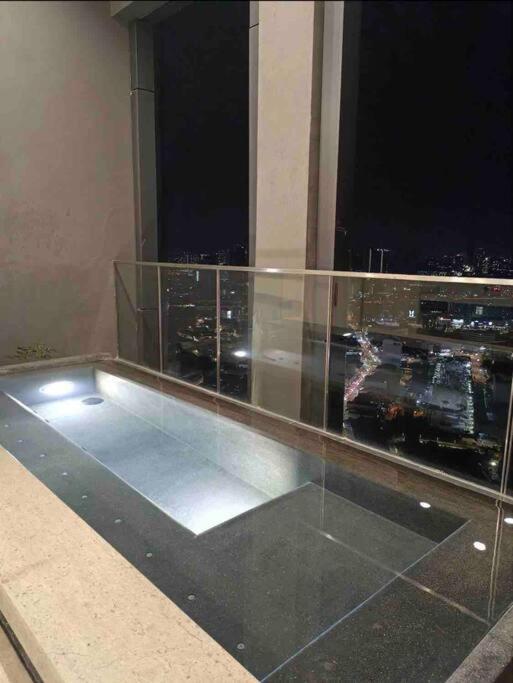 1+ 1 Bedroom 4-5Pax/Klcc/ Bukit Bintang/City View/Mrt Kuala Lumpur Exteriör bild